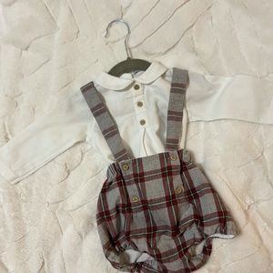 Babidu White and Grey Cotton Shorts Set (size 12 Months)